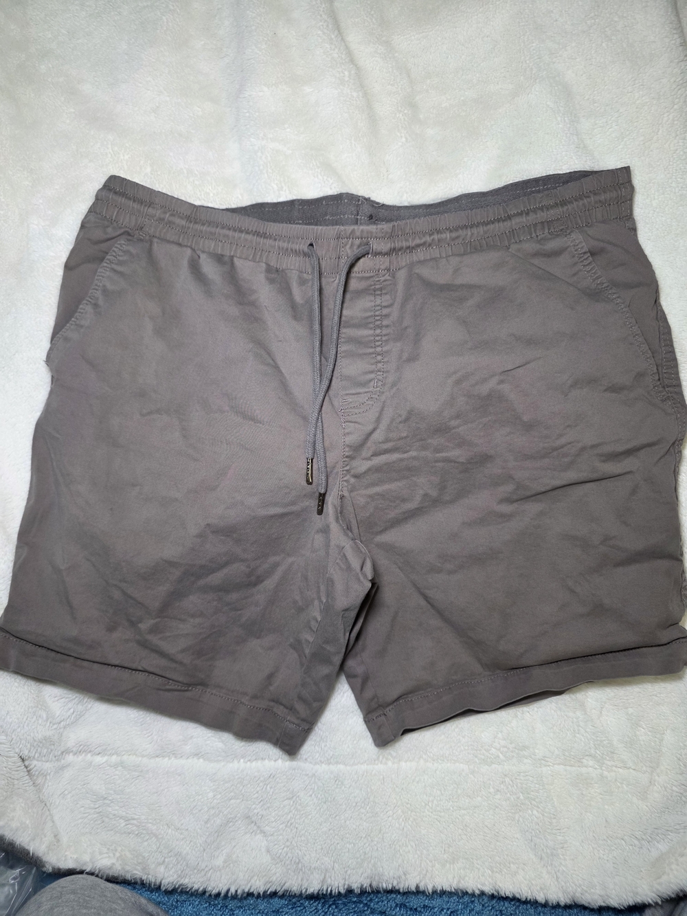 Men's Grey Casual Cargo Shorts with Drawstring Waist